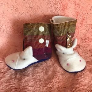 Yay Baby Boutique Handmade Woven Wrap Scrap Booties - Size 3-6M *NEW*